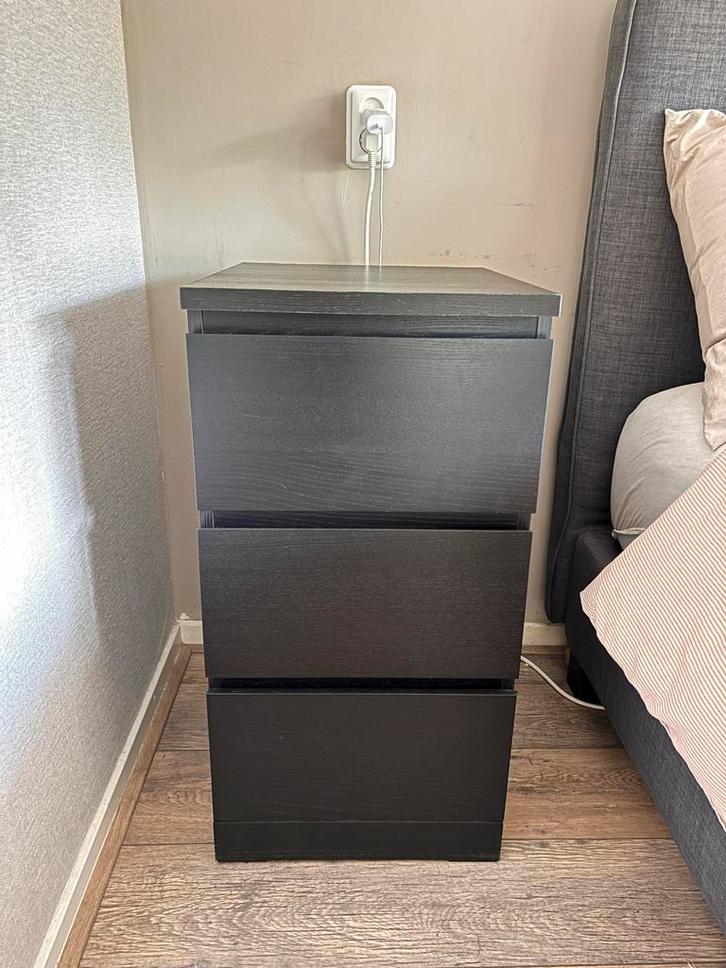 2x Ikea Malm Nachtkastjes Zwartbruin, Huis en Inrichting, Kasten | Ladekasten, Gebruikt, Minder dan 100 cm, Minder dan 50 cm, 25 tot 50 cm