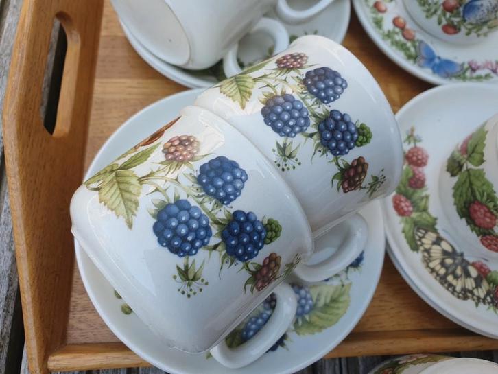 Engels aardewerk: Libelle, Marjolein Bastin servies, Antiek en Kunst, Antiek | Servies compleet, Ophalen