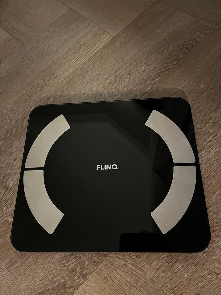 FlinQ Bluetooth weegschaal, Witgoed en Apparatuur, Weegschalen, Zo goed als nieuw, Digitaal, Personenweegschaal, 1 tot 500 gram