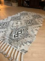 Bohemian vloerkleed geweven, Huis en Inrichting, Stoffering | Tapijten en Kleden, Ophalen of Verzenden, Zo goed als nieuw, Rechthoekig