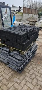 Van der valk rubber blok voor grind dak 140 stuks, Ophalen, Nieuw