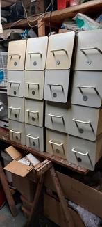 16 nette broedblokken ( pascal hemel ), Ophalen, Gebruikt, Hout, Broedkooi of Kweekkooi