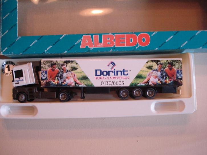 Renault trekker oplegger Dorint (Albedo), Hobby en Vrije tijd, Modelauto's | 1:87, Nieuw, Bus of Vrachtwagen, Overige merken, Verzenden