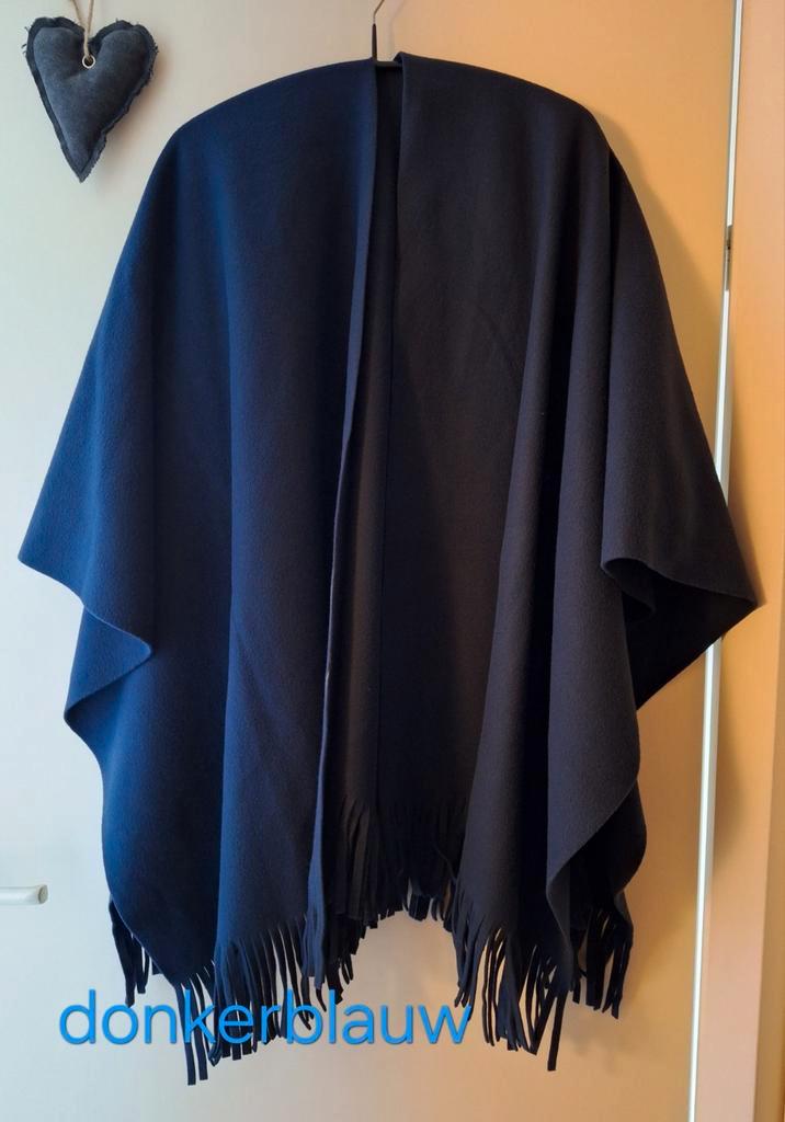 Boris - poncho met franjes, Kleding | Dames, Grote Maten, Zo goed als nieuw, Overige typen, Zwart, Verzenden