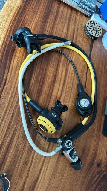 1e en 2e trap, regulator, drukmeter en octopus beschikbaar voor biedingen