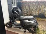 Vespa Sprint Porsche agaat grijs - schade, motor ok, Fietsen en Brommers, Brommeronderdelen | Scooters, Ophalen, Gebruikt, Kap