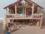 Houten Poppenhuis met Meubels, Ophalen of Verzenden, Zo goed als nieuw, Poppenhuis