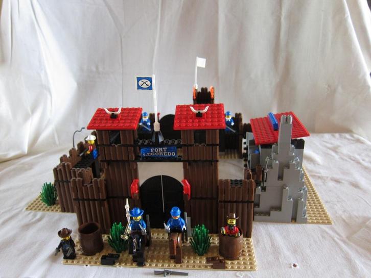 Lego set  6769 Fort Legoredo - Western Cowboys 1996, Kinderen en Baby's, Speelgoed | Duplo en Lego, Zo goed als nieuw, Lego, Complete set