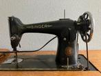 Antiek singer naaimachine, Ophalen