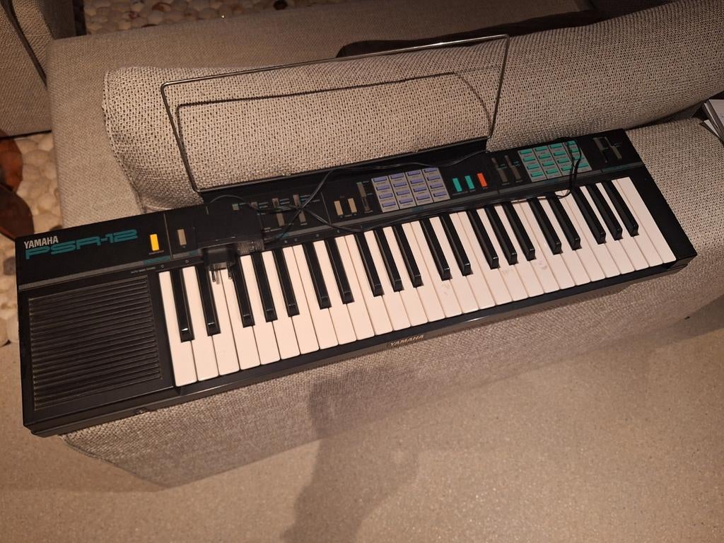 Yamaha PSR-12 Keyboard, Muziek en Instrumenten, Ophalen of Verzenden, Gebruikt, 61 toetsen, Yamaha