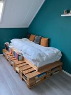 Pallethout bed incl lattenbodem en matras, Ophalen, Zo goed als nieuw, Twijfelaar, 120 cm