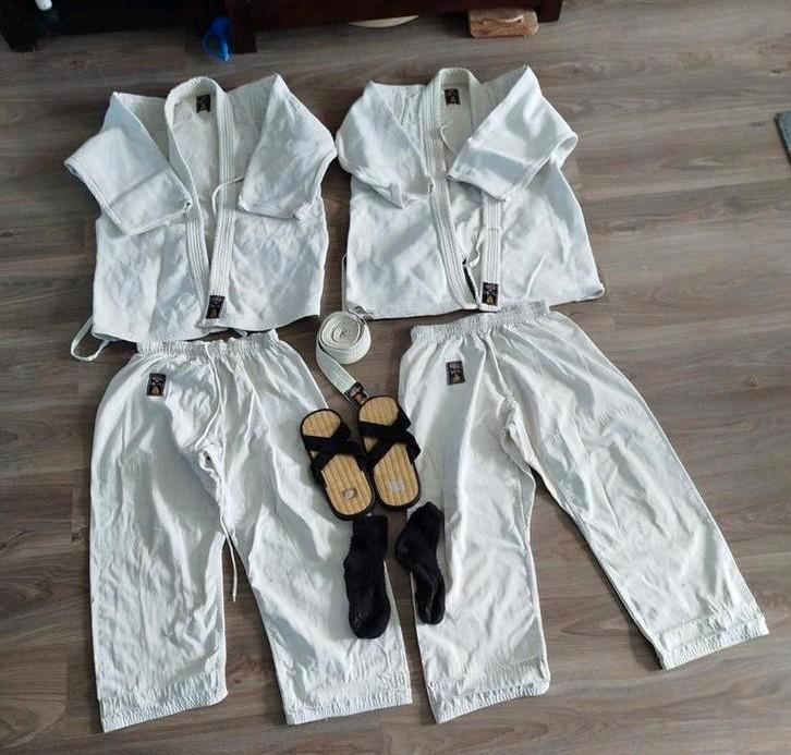 2 aikido pakken, Kleding | Heren, Sportkleding, Gedragen, Vechtsport, Wit, Ophalen