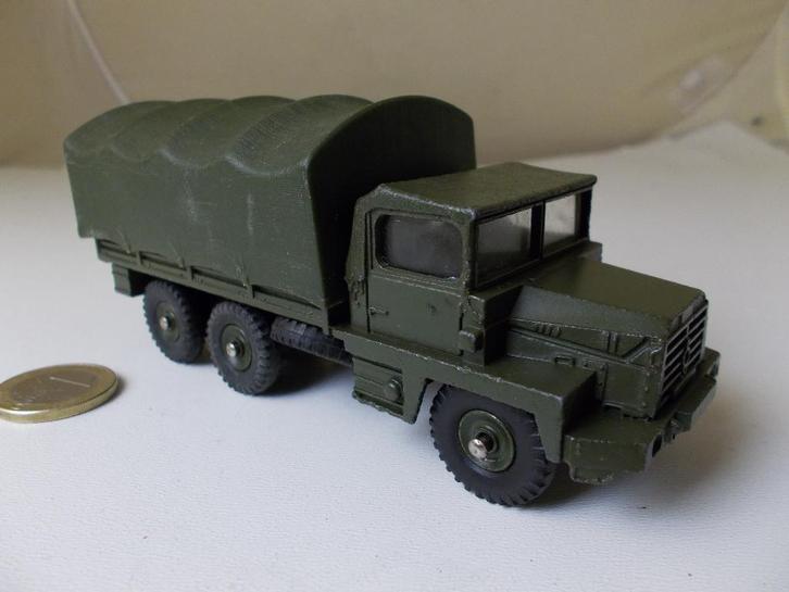 1964 Dinky Toys 824 BERLIET GAZELLE + HUIF. I.g.st., Hobby en Vrije tijd, Modelauto's | 1:43, Zo goed als nieuw, Bus of Vrachtwagen