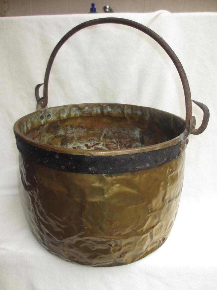 Antieke grote koperen openhaardhout bak gesmeed 42cm rond, Antiek en Kunst, Antiek | Koper en Brons, Koper, Ophalen of Verzenden