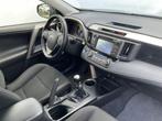 Toyota RAV4 2.0 Style 4WD Navi Camera Trekhaak 4x4 Hoge zit, Auto's, Gebruikt, Euro 6, 2000 kg, 1465 kg