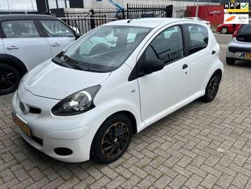 Toyota Aygo 1.0-12V Cool beschikbaar voor biedingen