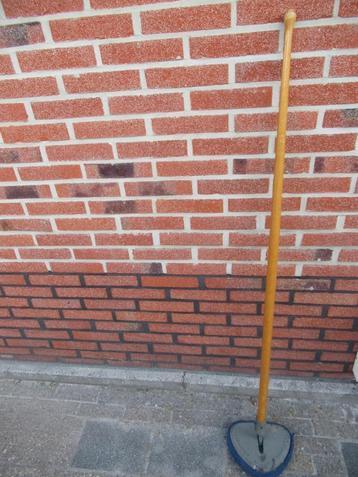 Bruynzeel boen bezem beschikbaar voor biedingen