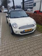 Mini Clubman 1.6 Cooper 2010 Wit, Voorwielaandrijving, 4 cilinders, 4 stoelen, Stationwagon