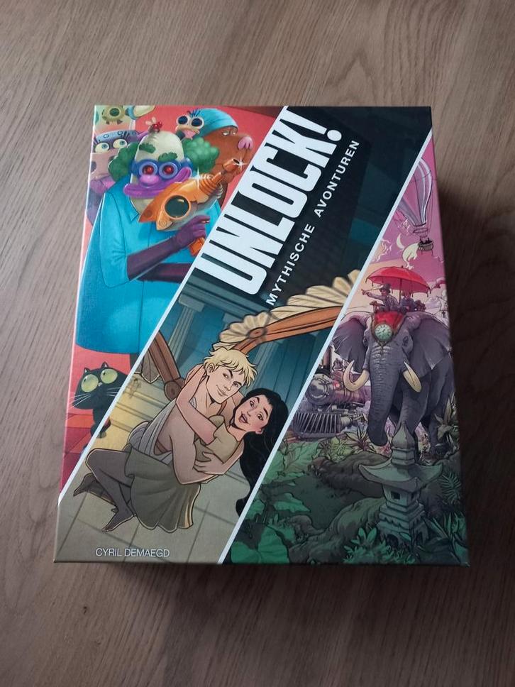 Unlock! Mythic Adventures - Escape Room Spel, Hobby en Vrije tijd, Gezelschapsspellen | Bordspellen, Zo goed als nieuw, Een of twee spelers