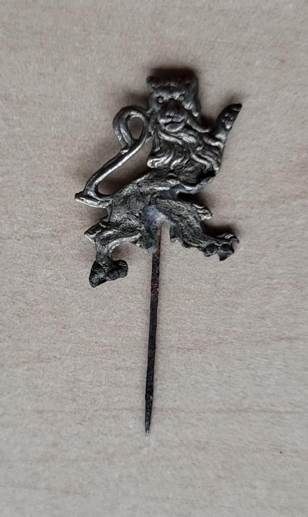 Leeuw Engeland speldje, Verzamelen, Militaria | Tweede Wereldoorlog, Embleem of Badge, Nederland, Ophalen of Verzenden