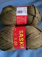 2 bollen saskia garen legergroen, Ophalen of Verzenden, Nieuw, Breien, Wol of Garen