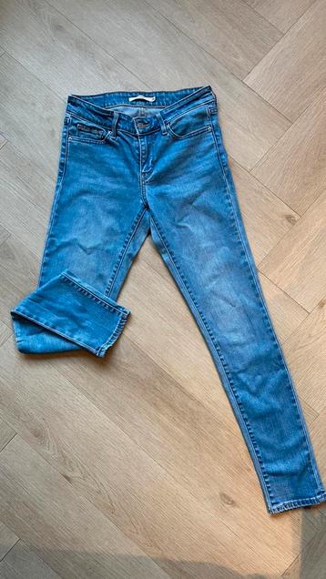 Levi’s 711 skinny maat 26 beschikbaar voor biedingen