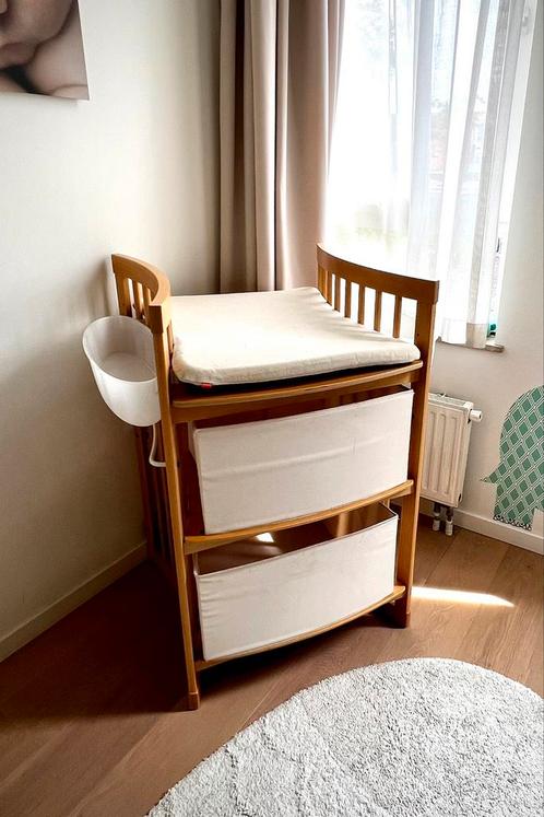 Stokke Care verzorgingstafel – compleet, stevig en stijlvol, Kinderen en Baby's, Kinderkamer | Commodes en Kasten, Gebruikt, Commode