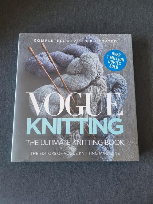 Boek: Vogue knitting, Hobby en Vrije tijd, Breien en Haken, Nieuw, Haken, Patroon of Boek, Ophalen of Verzenden