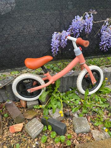 Loopfietsje zo goed als nieuw beschikbaar voor biedingen