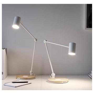 1x Ikea Bureaulamp Neymane Met Draadloos Opladen + USB Poort