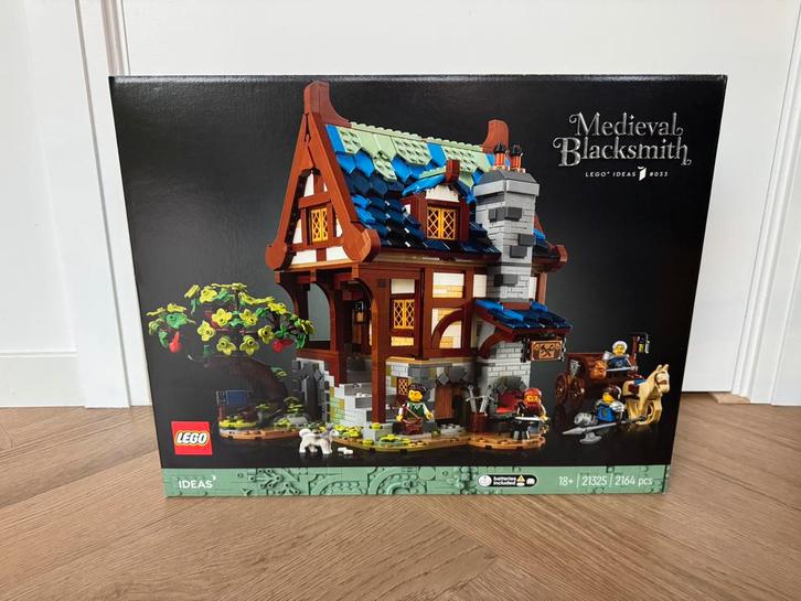 Lego Ideas #033 - 21325 Medieval Blacksmith, Kinderen en Baby's, Speelgoed | Duplo en Lego, Nieuw, Lego, Complete set, Ophalen of Verzenden