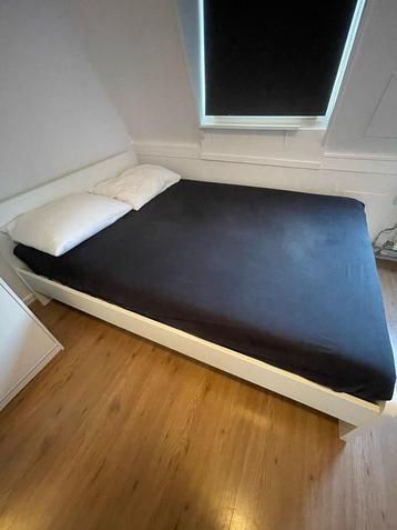 Wit ikea bed twijfelaar + matras 140cm beschikbaar voor biedingen