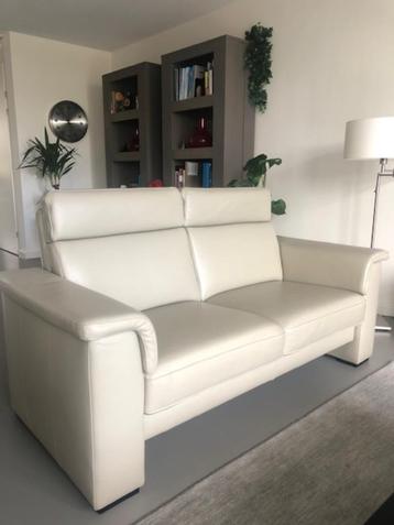 Bank beschikbaar voor biedingen