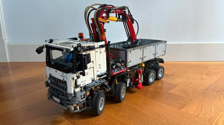 Lego Technic Mercedes-Benz Arocs, 42043, Kinderen en Baby's, Speelgoed | Duplo en Lego, Zo goed als nieuw, Lego, Complete set