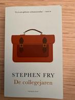 Stephen Fry - De collegejaren, Ophalen of Verzenden, Gelezen, Nederland