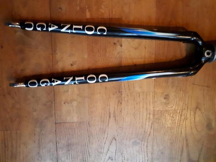 . Fizik zadel Carbon nieuw en Colnago Vork.Klassieker Rac, Fietsen en Brommers, Fietsonderdelen, Zo goed als nieuw, Racefiets