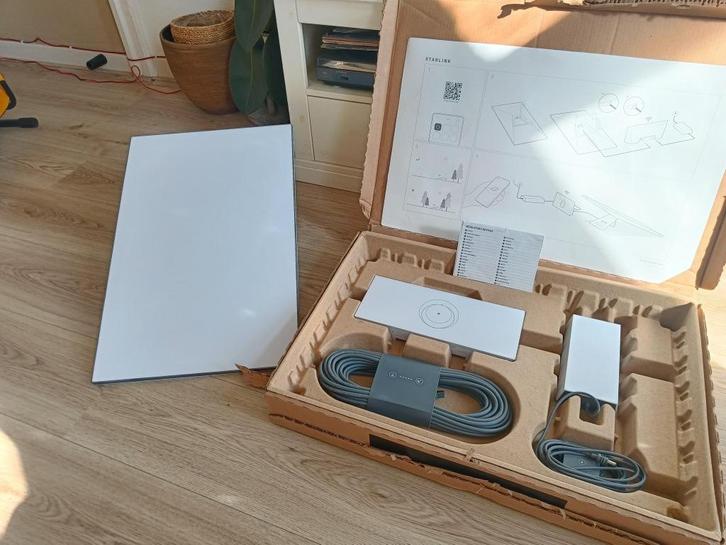 Starlink Gen 2 set (UTA-232) – voor onderdelen, Computers en Software, Routers en Modems, Gebruikt, Router met modem, Ophalen of Verzenden