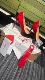 Louboutin hakken, Ophalen, Nieuw
