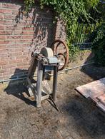 Antieke. Zandstenen slijpsteen €20., Antiek en Kunst, Ophalen