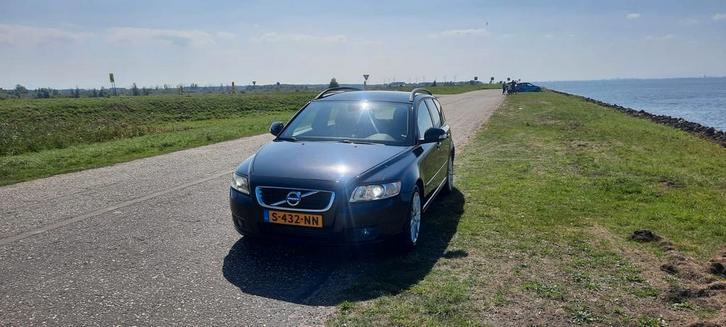 Volvo v50 diesel 2010, Auto's, Volvo, Bedrijf, V50, Diesel, Handgeschakeld, Stof, Voorwielaandrijving, Ophalen