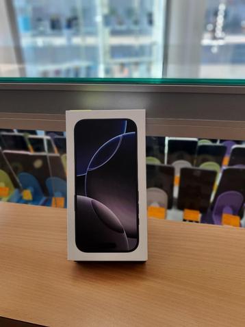 Apple iPhone 16 Pro - 128GB - Zwart Titanium beschikbaar voor biedingen