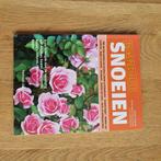 Boek: Tuinspecialist: Snoeien, Ophalen of Verzenden, Zo goed als nieuw, Tuinieren en Tuinplanten