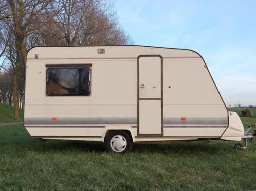 Adria 4158 TD caravan met voortent, Caravans en Kamperen, Caravans, Particulier, tot en met 4, Adria, Koelkast, Ophalen