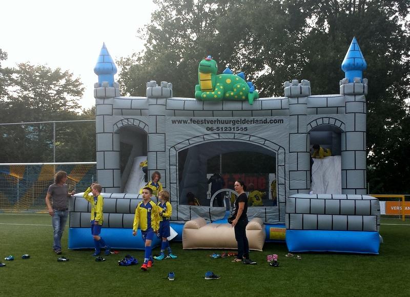 springkussen luchtkussen alle maten buurtfeest te huur huren, Ophalen of Verzenden, Nieuw, Overige