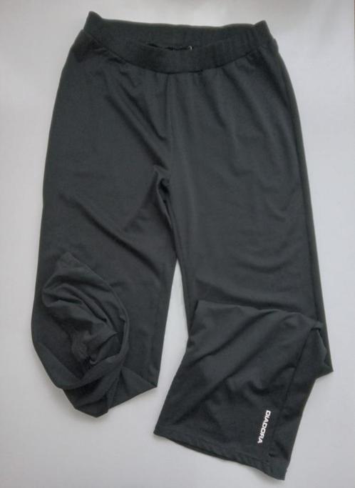Diadora zwarte sportbroek, maat L, Kleding | Dames, Sportkleding, Zo goed als nieuw, Maat 42/44 (L), Zwart, Verzenden