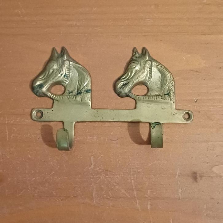 Messing sleutelrekje paardenhoofden, Antiek en Kunst, Antiek | Koper en Brons, Koper, Ophalen of Verzenden