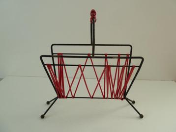 retro- papiermandje/ krantenbakje vintage 60'ies brievenmand beschikbaar voor biedingen