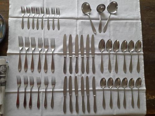 Bestek in puntfilet, Huis en Inrichting, Keuken | Bestek, Gebruikt, Bestekset, Rvs of Chroom, Vaatwasserbestendig, Ophalen of Verzenden