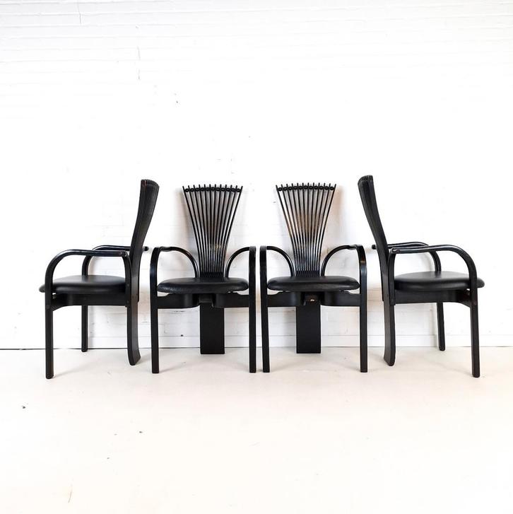 4x vintage stoel Totem Torstein Nilsen, Antiek en Kunst, Antiek | Meubels | Stoelen en Banken, Ophalen