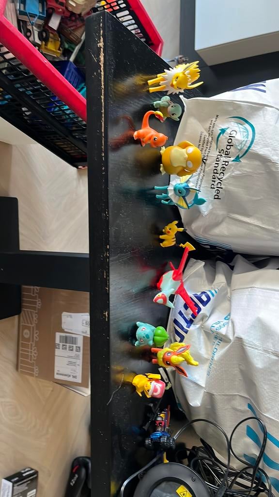 Pokemon poppetjes, Ophalen, Zo goed als nieuw